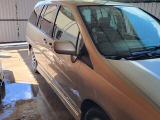 2003 Nissan Liberty, золотистый, 630000 рублей, вид 2