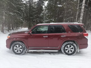 2010 Toyota 4Runner V, красный, 2500000 рублей, вид 3