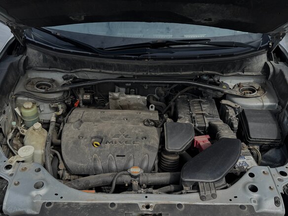 2010 Mitsubishi Outlander II Рестайлинг, серебристый, 1550000 рублей - вид 16