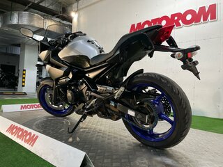 2013 Yamaha XJ6 (FZ6R), серый, 409999 рублей, вид 5