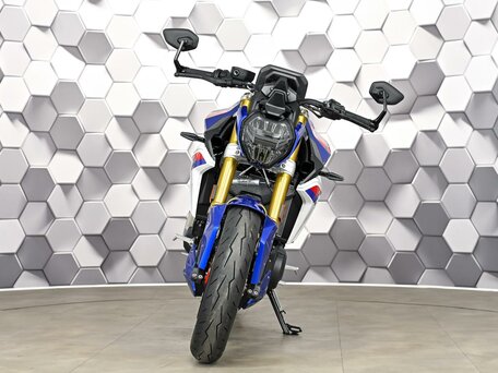 2026 BMW F 900 R, синий, 1449000 рублей, вид 5