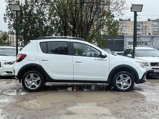 2021 Renault Sandero Stepway II Рестайлинг, белый, 1169000 рублей, вид 5