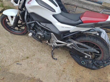 2015 Honda NC 700S, белый, 500000 рублей, вид 2
