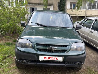 2011 Chevrolet Niva I Рестайлинг, зелёный, 430000 рублей, вид 1