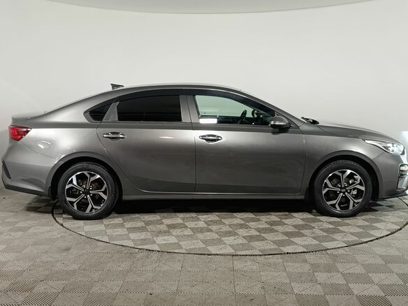 2021 Kia Cerato IV, серый, 2130000 рублей - вид 7