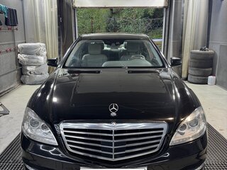 2011 Mercedes-Benz S-Класс 350 Long V (W221) Рестайлинг, чёрный, 1790000 рублей, вид 4