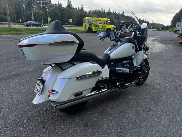 2021 BMW R 18 Transcontinental, белый, 2000000 рублей - вид 3