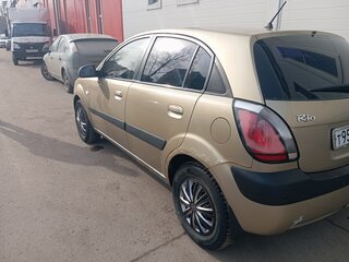 2007 Kia Rio II, бежевый, 380000 рублей, вид 5