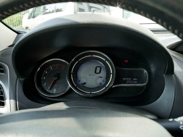 2014 Renault Fluence I Рестайлинг, коричневый, 750000 рублей - вид 13
