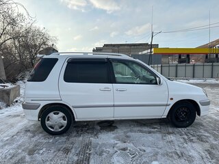 2000 Toyota Raum I, белый, 345000 рублей, вид 3