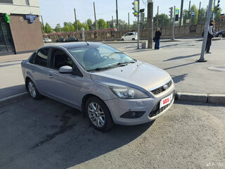 2008 Ford Focus II Рестайлинг, серебристый, 475000 рублей, вид 2