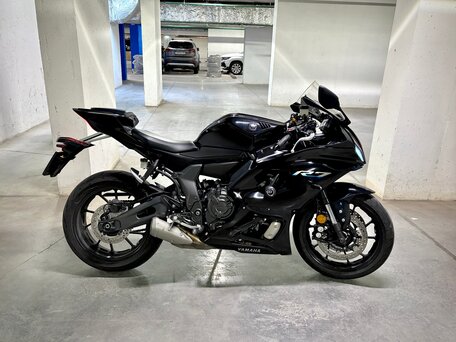 2022 Yamaha YZF-R7, чёрный, 900000 рублей, вид 1