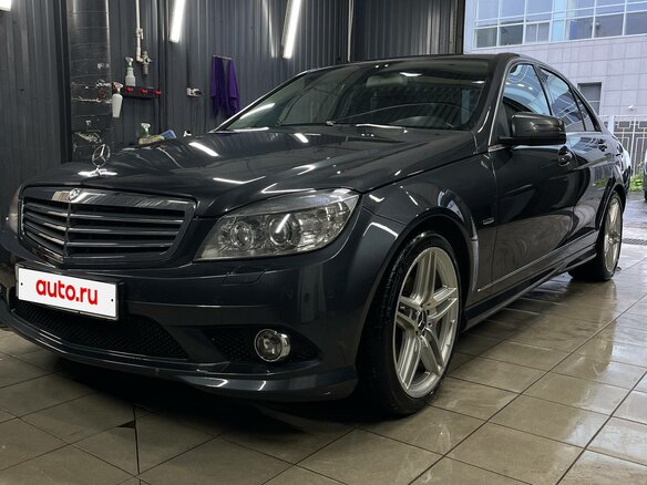 2009 Mercedes-Benz C-Класс 200 III (W204), серый, 1090000 рублей