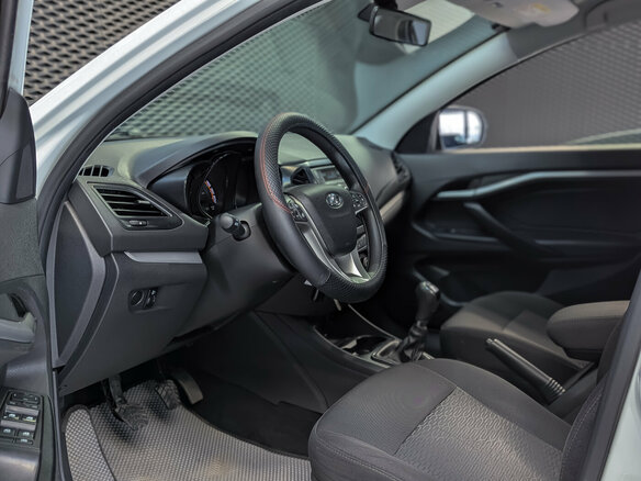 2019 Lada (ВАЗ) Vesta I, белый, 850000 рублей - вид 8