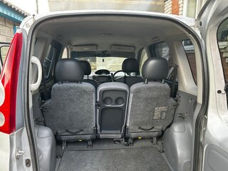 2002 Toyota FunCargo, серый, 470000 рублей, вид 5