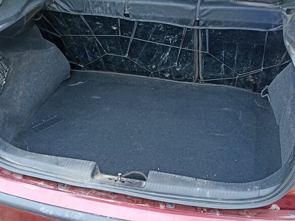 2003 Ford Focus I Рестайлинг, красный, 130000 рублей - вид 8