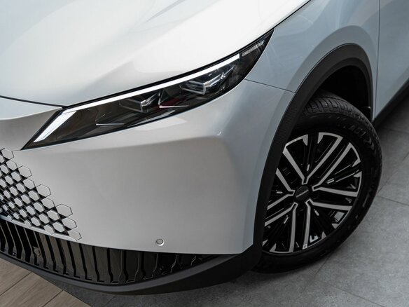 2025 Omoda C7, серебристый - вид 2