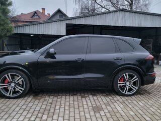 2010 Porsche Cayenne Turbo II (958), чёрный, 2150000 рублей, вид 4