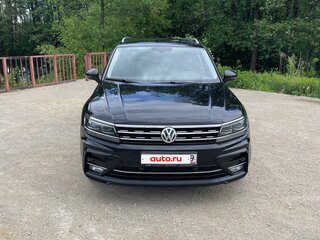 2018 Volkswagen Tiguan II, чёрный, 2600000 рублей, вид 2