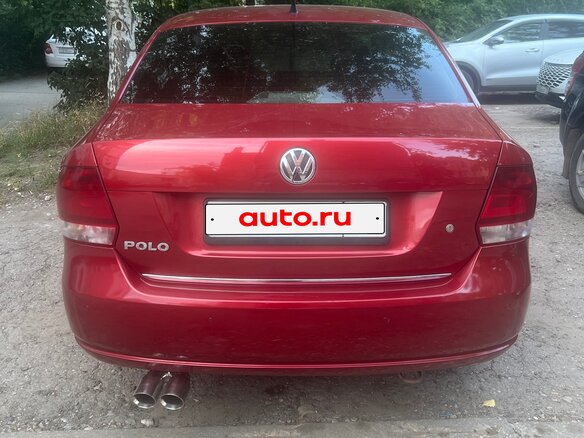 2011 Volkswagen Polo V, красный, 630000 рублей - вид 2