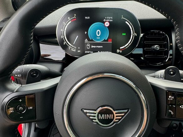 2023 Mini Hatch Cooper S III (F55/F56) Рестайлинг 2, красный, 3999999 рублей - вид 25