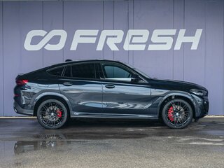 2022 BMW X6 40i III (G06), синий, 8165000 рублей, вид 5