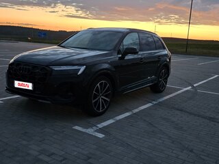 2023 Audi Q7 55 TFSI II (4M) Рестайлинг, чёрный, 5800000 рублей, вид 5