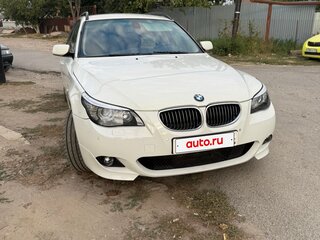 2009 BMW 5 серии 520d V (E60/E61) Рестайлинг, белый, 1300000 рублей, вид 3