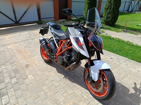 2019 KTM 1290 Super Duke R, чёрный, 1150000 рублей, вид 1