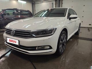 2018 Volkswagen Passat B8, белый, 1720000 рублей, вид 2