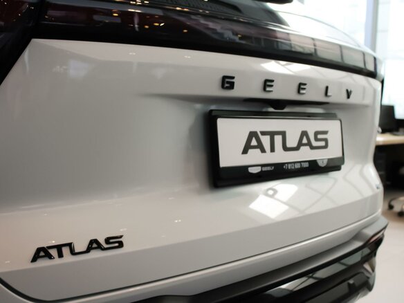2026 Geely Atlas II, белый, 4119990 рублей - вид 38