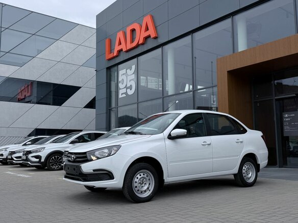 2026 Lada (ВАЗ) Granta I Рестайлинг, белый - вид 1