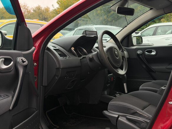 2008 Renault Megane II Рестайлинг, красный - вид 7
