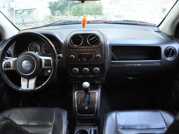 2011 Jeep Compass I Рестайлинг, пурпурный, 1100000 рублей - вид 7