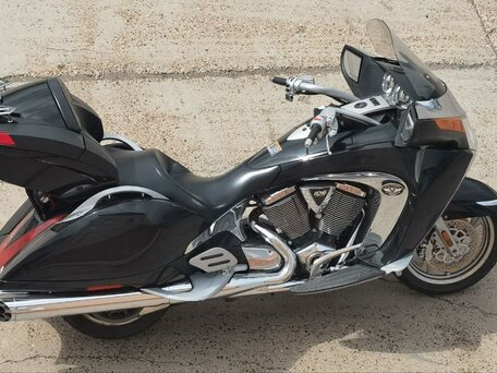 2009 Victory Vision Tour, чёрный, 900000 рублей, вид 1