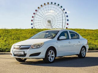 2011 Opel Astra H Рестайлинг, белый, 540000 рублей, вид 1