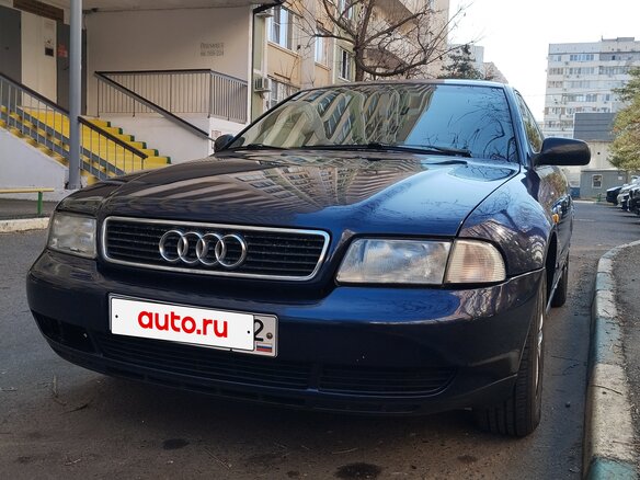 1997 Audi A4 I (B5), синий, 300000 рублей