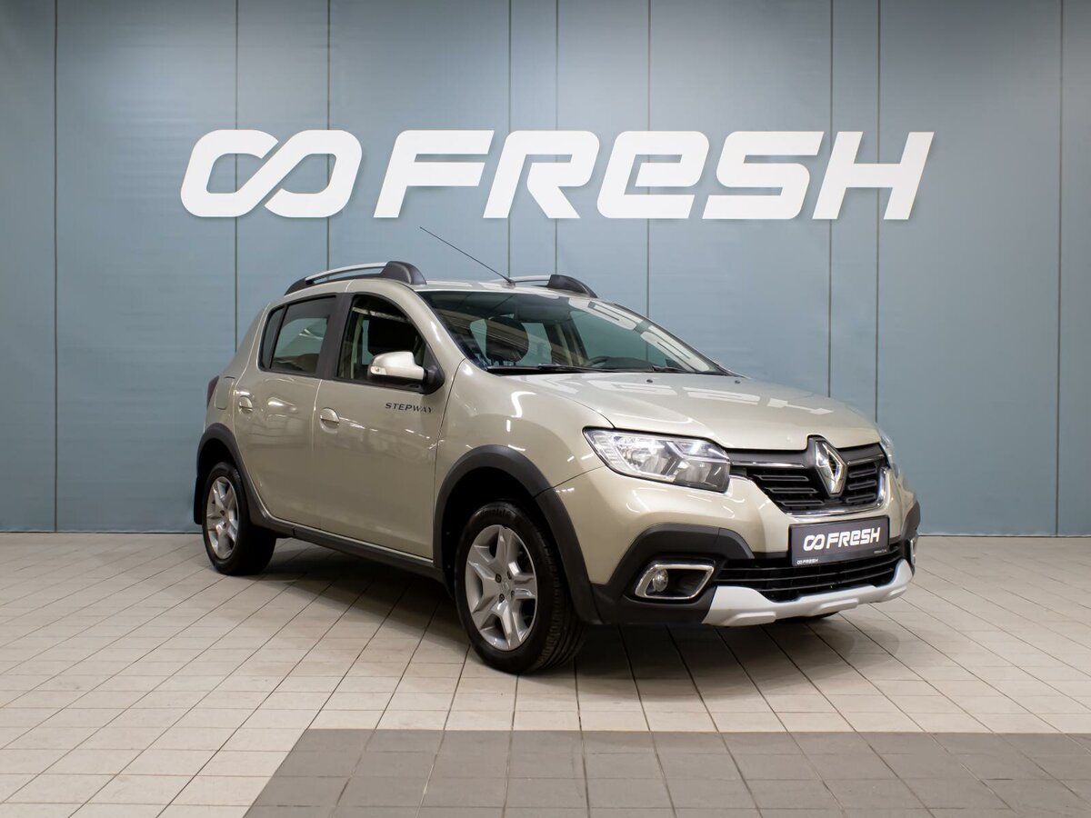 Открыть фотографии: Renault Sandero II Рестайлинг