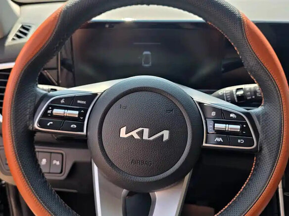 2023 Kia Seltos I Рестайлинг, чёрный, 1800217 рублей - вид 7