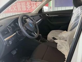 2025 Skoda Kamiq I Рестайлинг, белый, 2108981 рублей, вид 5