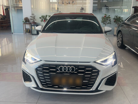 2023 Audi A3 35 TFSI Long IV (8Y), белый, 2100000 рублей, вид 2