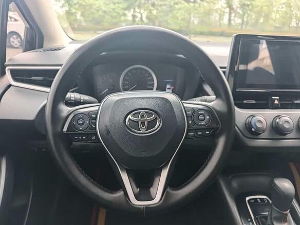 2022 Toyota Corolla Sporty XII (E210) Рестайлинг, чёрный, 1160000 рублей - вид 13