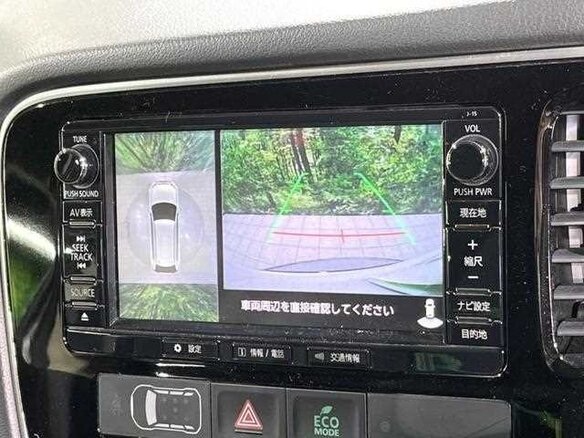 2017 Mitsubishi Outlander III Рестайлинг 2, белый - вид 6