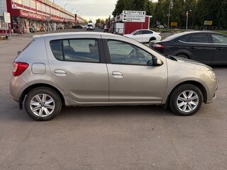 2018 Renault Sandero II Рестайлинг, бежевый, 1200000 рублей, вид 1