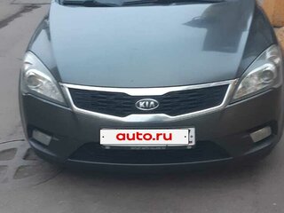 2010 Kia Ceed I Рестайлинг, серебристый, 600000 рублей, вид 1