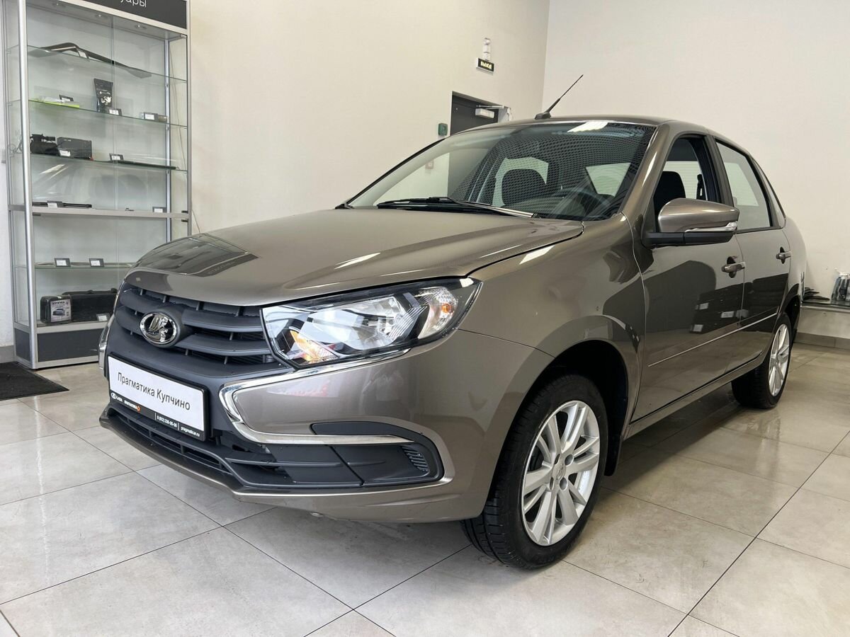 Открыть фотографии: Lada (ВАЗ) Granta I Рестайлинг