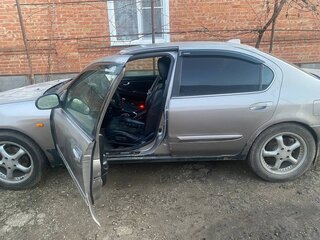 2000 Nissan Maxima IV (A32), серый, 350000 рублей, вид 3