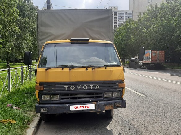 1992 Toyota Dyna, жёлтый, 350000 рублей - вид 1