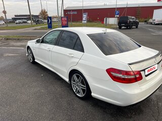 2010 Mercedes-Benz E-Класс 200 5G-Tronic IV (W212, S212, C207), белый, 1710000 рублей, вид 5