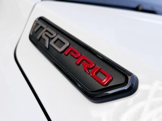 2025 Toyota Tacoma IV, белый, 11290000 рублей, вид 5